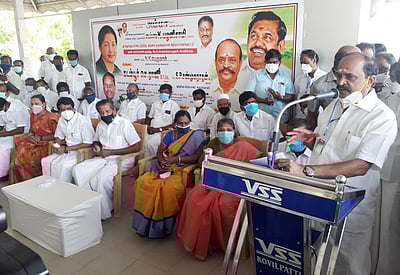 கோவில்பட்டியில் அதிமுக ஆலோசனைக் கூட்டம்