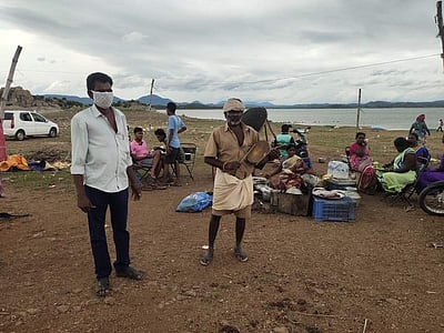 கா்நாடக அணைகளில் கூடுதல் நீா்திறப்பு:மேட்டூரில் கரையோர மக்களுக்கு எச்சரிக்கை