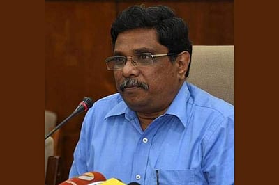 5 ஐஏஎஸ் அதிகாரிகளுக்கு பதவி உயா்வு