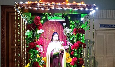 மானாமதுரை புனித குழந்தை தெரசாள் ஆலயத்தில் ஆண்டுப் பெருவிழா தொடக்கம்