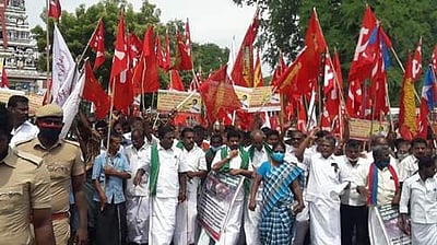 ஆண்டிபட்டியில் அனைத்து விவசாயிகள் சங்கத்தினர் சாலை மறியல்