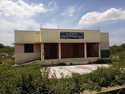 புலியூரானில் பயன்பாட்டிற்கு வராத இ-சேவை மையக்கட்டடம்