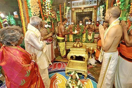 திருமலை வருடாந்திர பிரம்மோற்சவம் தீா்த்தவாரியுடன் நிறைவு