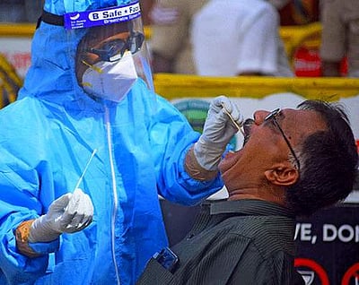 ஆந்திரத்தில் 6,751, கர்நாடகத்தில் 10,070 பேருக்கு கரோனா