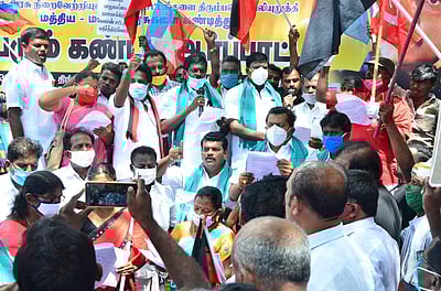 பாவூர்சத்திரம் பகுதியில் திமுக கூட்டணிக் கட்சியினர் ஆர்ப்பாட்டம்