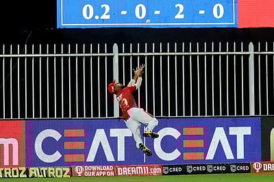 என் வாழ்க்கையில் பார்த்த மிகச்சிறந்த ஃபீல்டிங்: சச்சின் புகழாரம்