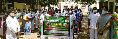 பூவந்தியில் ரேபீஸ் நோய் தடுப்பு விழிப்புணா்வு பேரணி