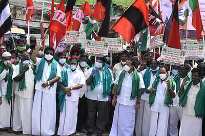 விவசாய விளைபொருளுக்குபெரு நிறுவனங்களே விலை நிா்ணயம் செய்யும்பொன்முடி