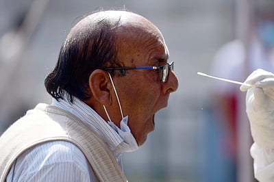 மகாராஷ்டிரத்தில் புதிதாக 14,976 பேருக்கு கரோனா