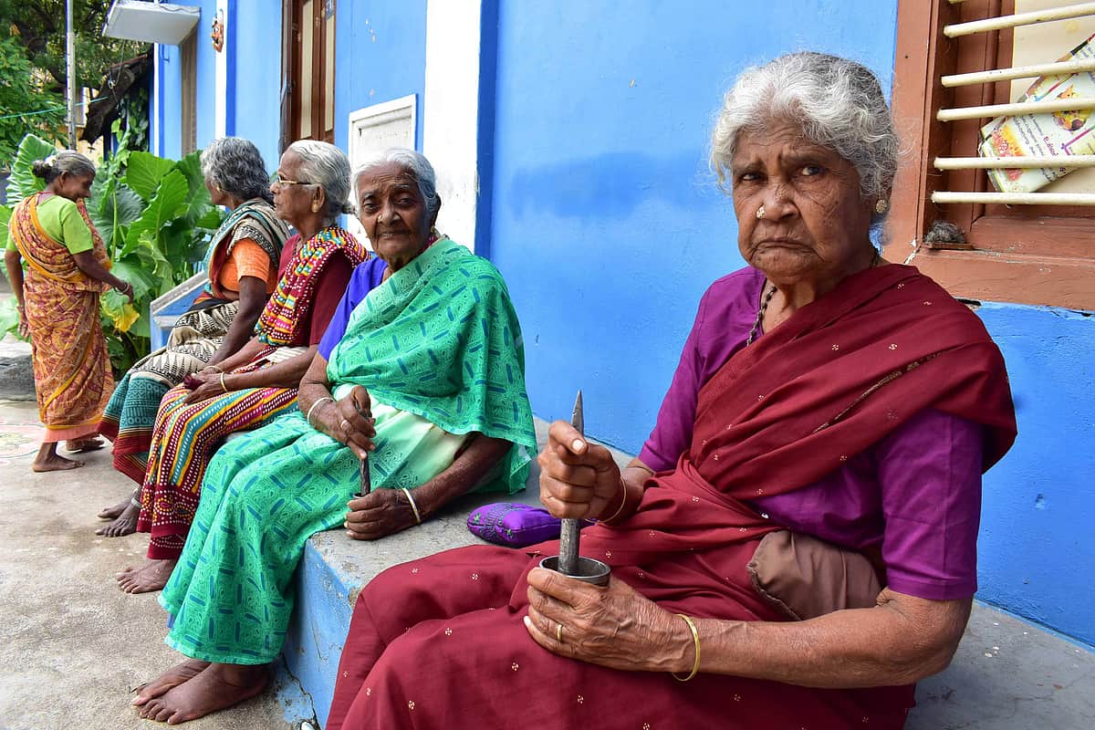 முதியோர் நலனில் அக்கறை