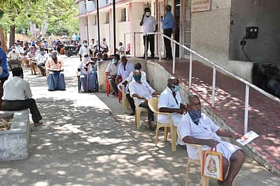 பணப் பிரச்னைகளால் புறக்கணிக்கப்படும் முதியோர்கள்