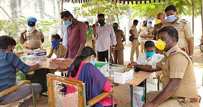 மகாராஷ்டிரத்தில் புதிதாக 327 காவலர்களுக்கு கரோனா