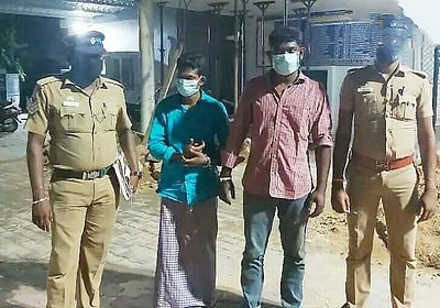 மூலனூரில் வீடு புகுந்து திருடிய 2 பேர் கைது