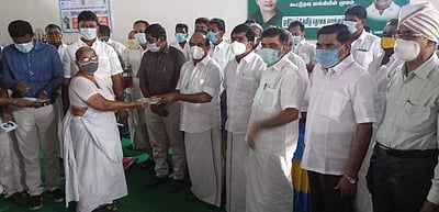 பவானியில் பொதுவிநியோக அங்காடிகள் மூலம் முதியோர் ஓய்வூதியத் தொகை வழங்கும் திட்டம் தொடக்கம்