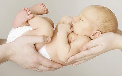 ஒரு குழந்தைக்கு இரண்டு தாய்!