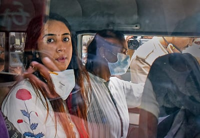 போதைப் பொருள் விவகாரம்: பிரபல நடிகை சஞ்சனா கல்ரானி கைது