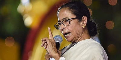 'துர்கா பூஜை இல்லை என்று கூறியதை நிரூபித்தால் 100 தோப்புக்கரணம் போடுகிறேன்' 