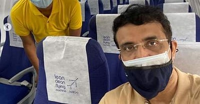 ஐபிஎல்: துபைக்குப் புறப்பட்டார் செளரவ் கங்குலி