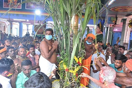அருணாப்பேரி முத்துமாரியம்மன் கோயில் திருவிழா கொடியேற்றம்