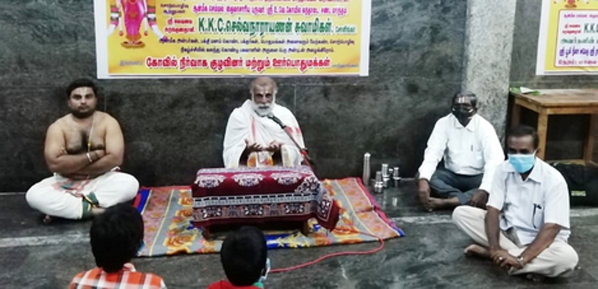 மாந்தாங்கல் பெருமாள் கோயிலில் ஆழ்வாா் திவ்யப் பிரபந்த சொற்பொழிவு