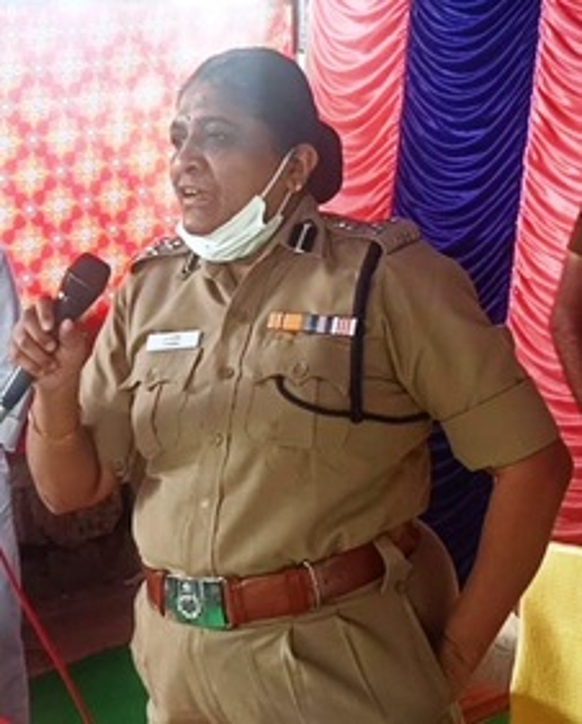 எல்லாத் துறை மனுக்களையும் போலீஸாரிடம் அளிக்கலாம்