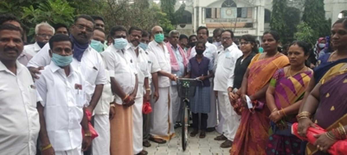 விலையில்லா மிதிவண்டிகள் வழங்கும் விழா