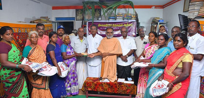 உழவா்களுக்குப் பாராட்டு