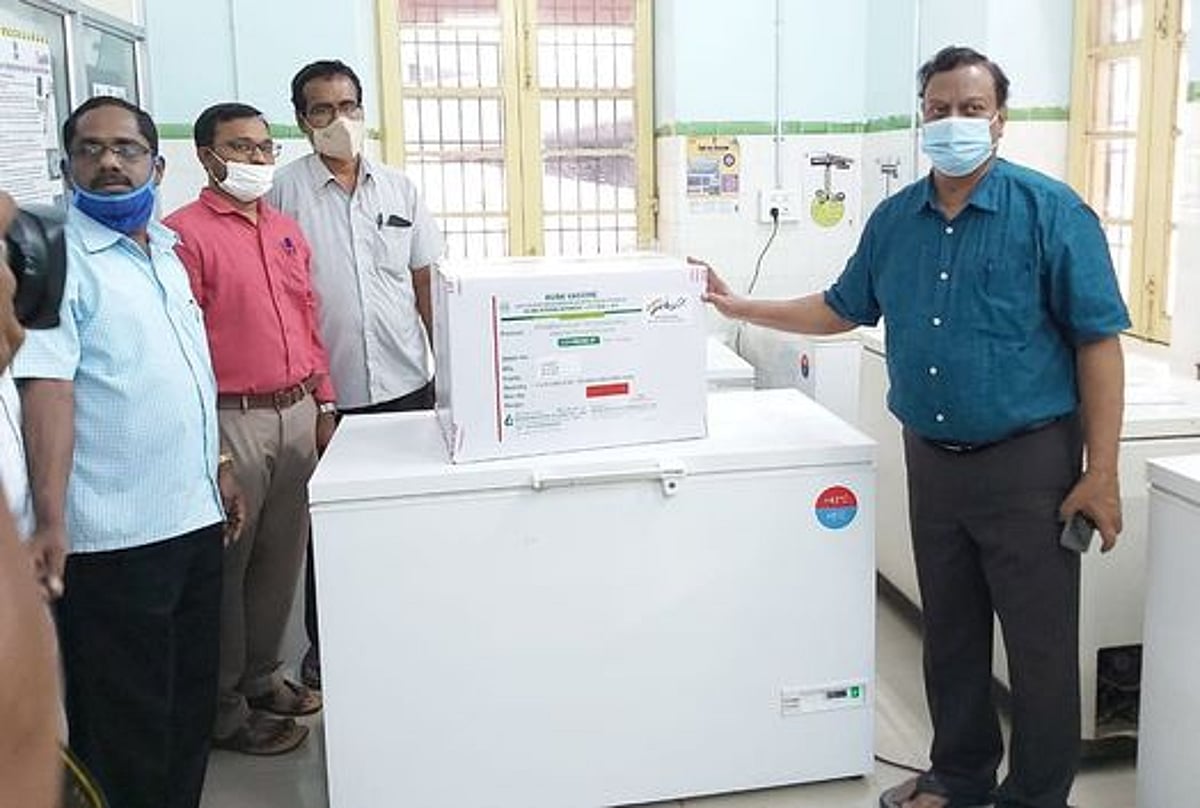 புதுச்சேரிக்கு வந்தது கரோனா தடுப்பூசி: ஜன.16 முதல் செலுத்தும் பணி தொடக்கம்