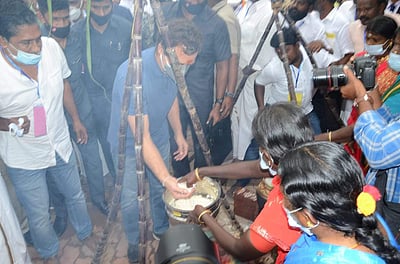 திருப்பரங்குன்றம் தென்பழஞ்சியில் பொங்கல் விழா கொண்டாடிய ராகுல் காந்தி