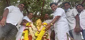 சென்னிமலையில் திருவள்ளுவா் தின விழா