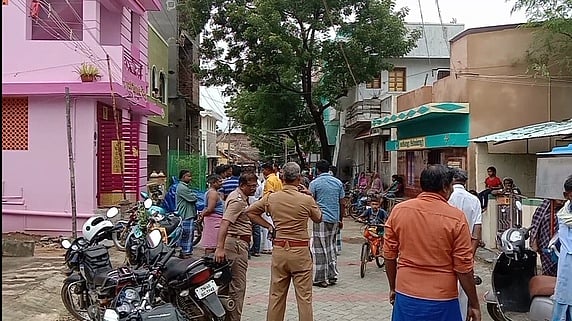 அருப்புக்கோட்டையில் திருட்டு முயற்சி: 80 பவுன் நகைகள், ரூ. 3 லட்சம் தப்பின