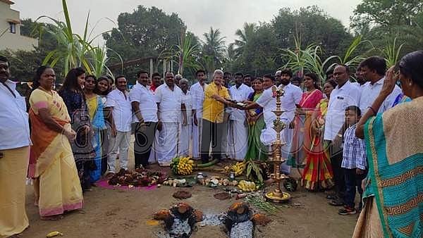ஓமலூர் மற்றும் காடையாம்பட்டி பகுதிகளில் வெகு விமர்சையாக மாட்டுப்பொங்கல் விழா
