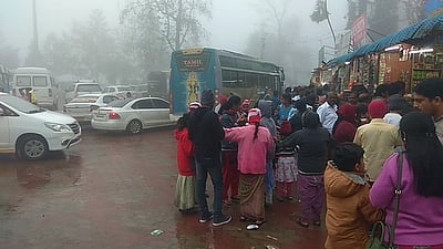 தொடர் விடுமுறை!கொடைக்கானலில் குவிந்த சுற்றுலா பயணிகள்