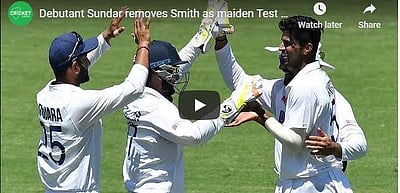 ஸ்டீவ் ஸ்மித்தை வீழ்த்தி முதல் டெஸ்ட் விக்கெட்டை எடுத்த தமிழக வீரர் வாஷிங்டன் சுந்தர் (விடியோ)