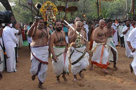 திருமலையில் பாா்வேட்டை உற்சவம்