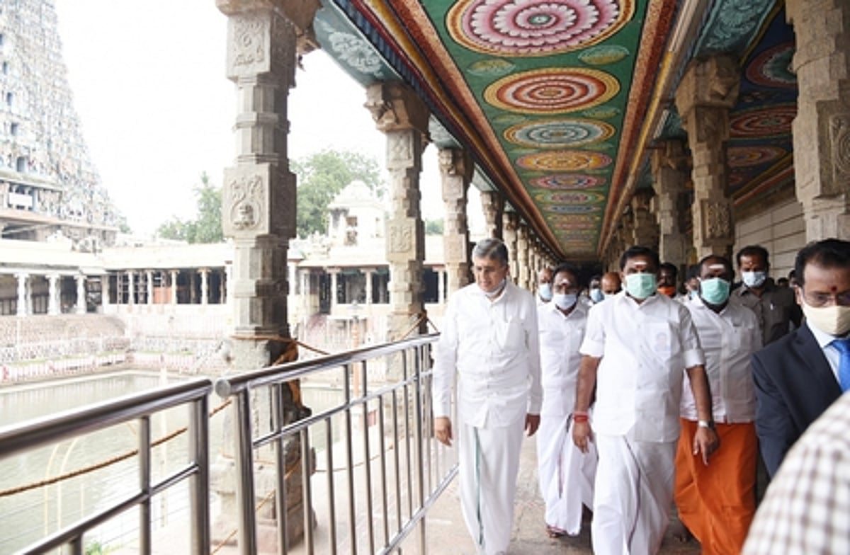 மதுரை மீனாட்சி அம்மன் கோயிலில் முதல்வா் தரிசனம்