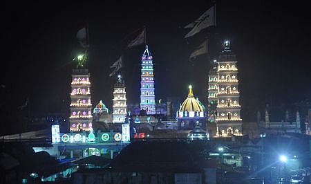 நாகூா் தா்கா கந்தூரி விழா கொடியேற்றத்துடன் தொடக்கம்