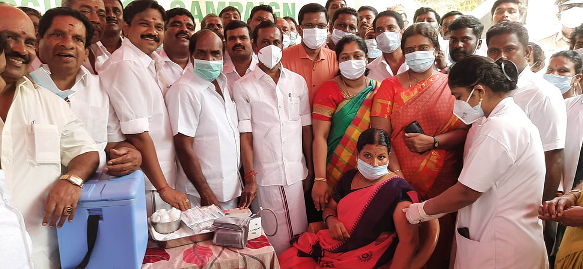 திருவண்ணாமலை மாவட்டத்தில் 27 பேருக்கு கரோனா தடுப்பூசி