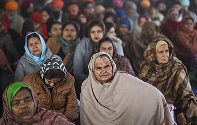 விவசாயிகள் போராட்டம்: 400 கேரள விவசாயிகள் பங்கேற்பு