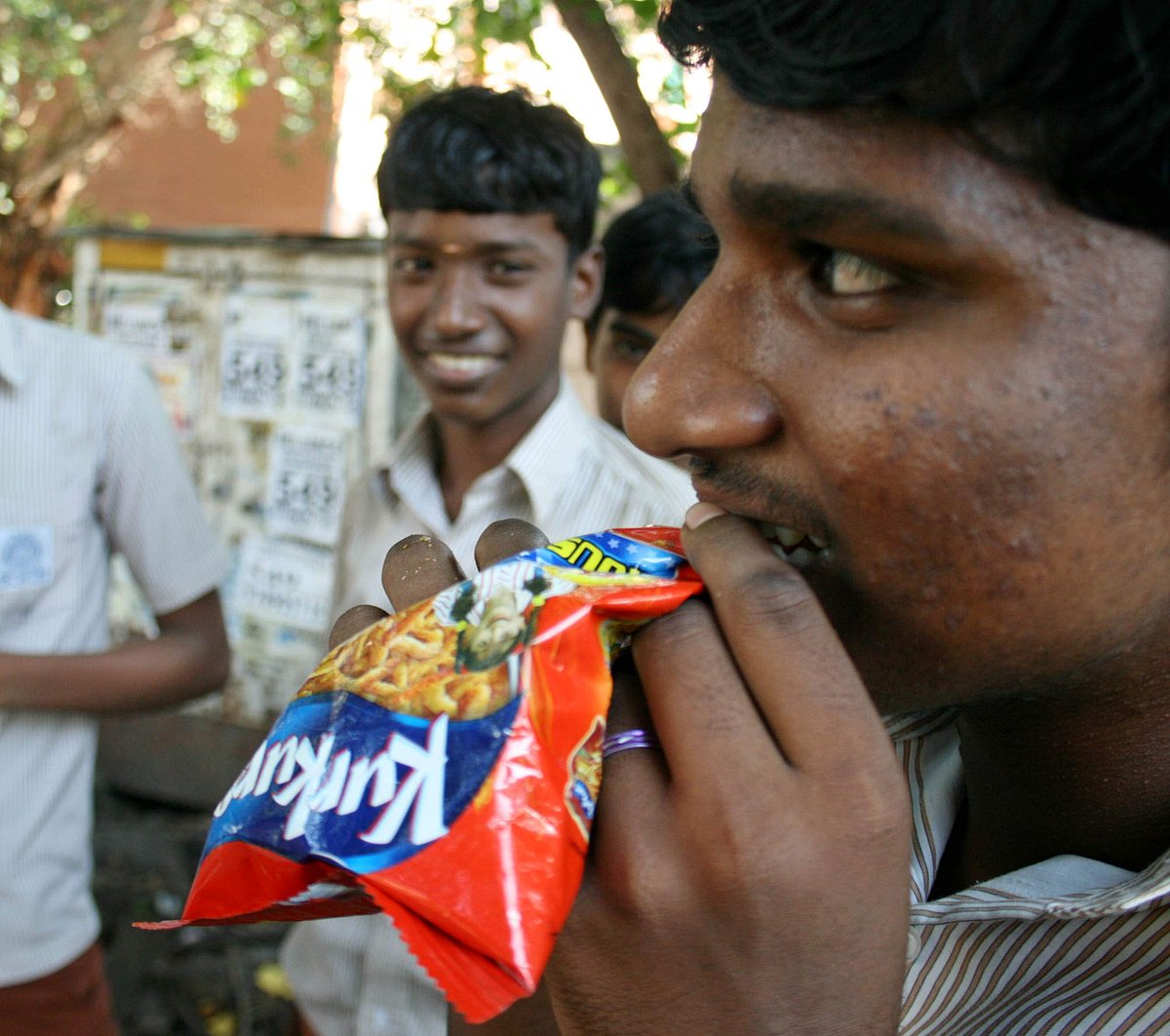 ஜங்க் உணவுகள் சாப்பிடுவதை நிறுத்த ஏழு எளிய வழிகள்
