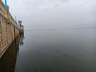 வைகை அணை முழு கொள்ளவை எட்டியது: 5 மாவட்ட கரையோர மக்களுக்கு இறுதிகட்ட வெள்ள அபாய எச்சரிக்கை 