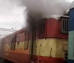 நாகர்கோவில் - சென்னை சிறப்பு ரயிலில் தீ: பெரும் சேதம் தவிர்ப்பு