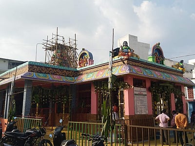 காரைவாய்க்கால், சின்ன மாரியம்மன் கோவில்களில் நாளை கும்பாபிஷேகம்