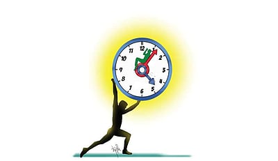 கடிகாரம் ஓடுதே...  வேலையும் கூடுதே!