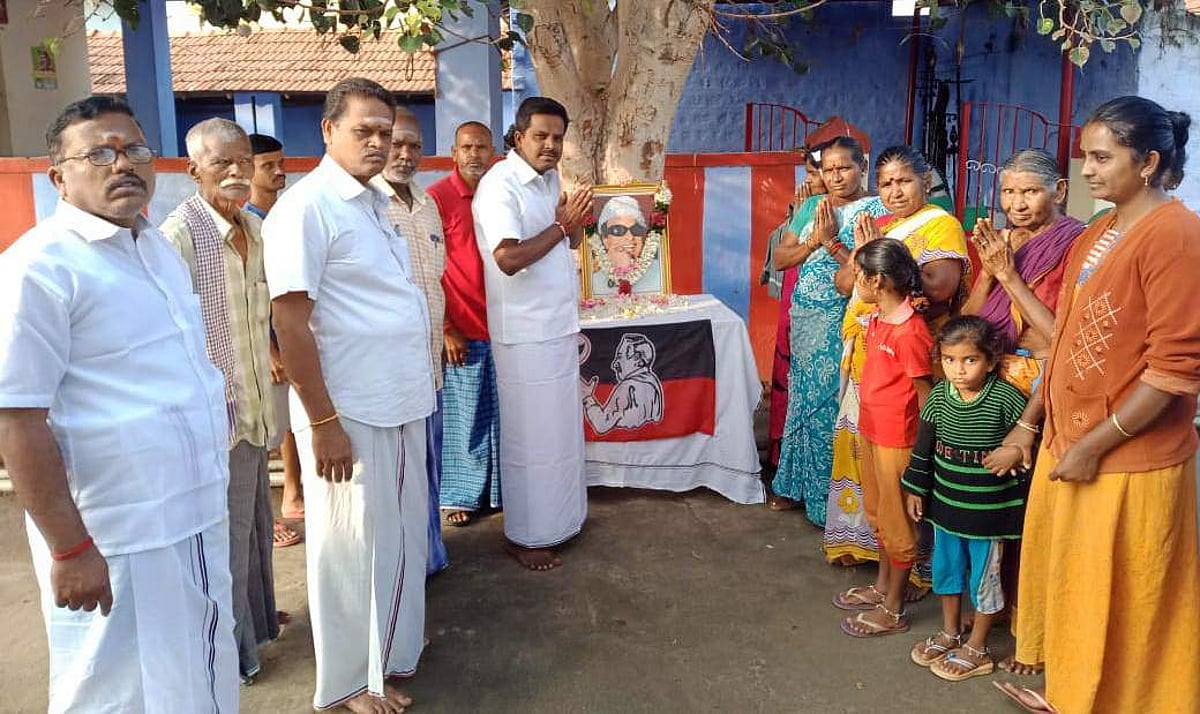 காங்கயம் அருகே எம்ஜிஆர் பிறந்த நாள் விழா