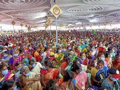 மக்கள் பயன்பெறும் திட்டங்கள் தமிழகத்தில் செயல்படுத்தப்படவில்லை