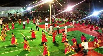 முறியாண்டம்பாளையத்தில் கிராமிய நிகழ்ச்சி