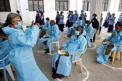 தில்லியில் மேலும் 231 பேருக்கு கரோனா பாதிப்பு