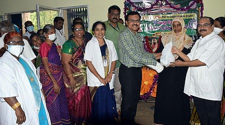 தேசிய சித்த மருத்துவ தின கண்காட்சி, சிறப்பு முகாம்