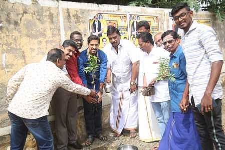 மரக்கன்று நடும் விழா